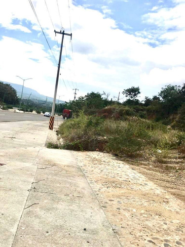 Terreno Plano En Carretera Tuxtla - Chiapa De Corzo Con Servicios.