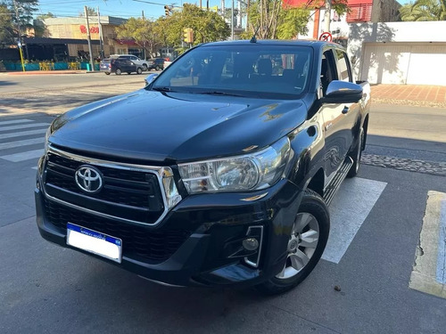 Toyota Hilux 2.8 Cd Srv 177cv 4x2