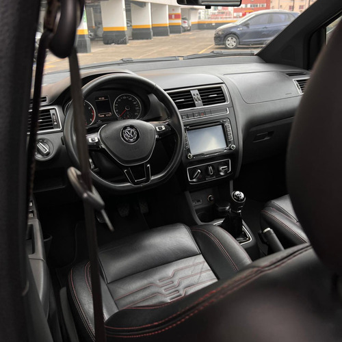 Volkswagen Fox 1.6 Run Total Flex 5p