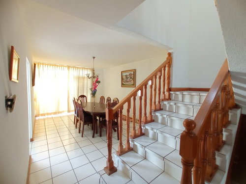 Imagen 6 de 27 de Vendo Preciosa Casa En Excelente Estado, 4 Dormitorios, Muy Cerca De San Lucas