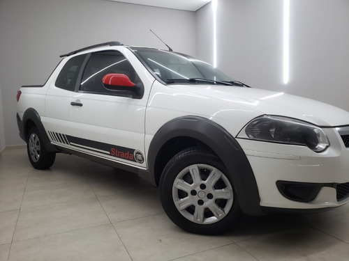 Imagem 2 de 15 de Fiat Strada Trekking 1.6 Cd Flex Cabine Dupla 2015 2016
