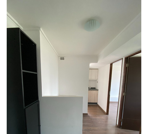 Prov. Oficina 2 Privados 1 Baño Sector Mt M. Montt