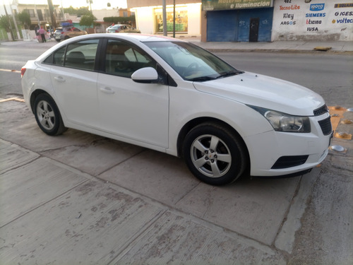 Chevrolet Cruze 1.8 A Ls Aa Cd Mp3 R-16 At