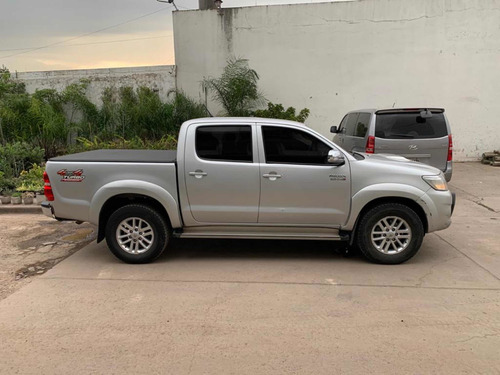 Toyota Hilux 3.0 Cd Srv Cuero I 171cv 4x4 5at 2013