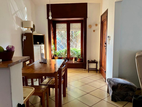 Casa En Venta De Tres Dormitorios Dos Baños Cochera Y Fondo
