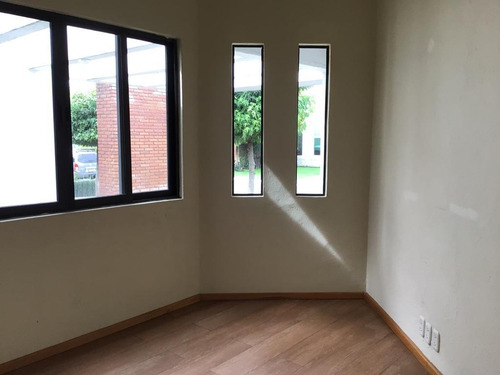 Imagen 8 de 14 de Residencia En Renta Providencia, Metepec, Estado De Mexico