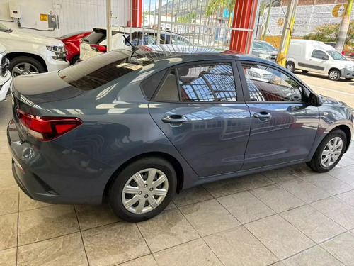 Kia Rio 1.6 L Sedan Mt