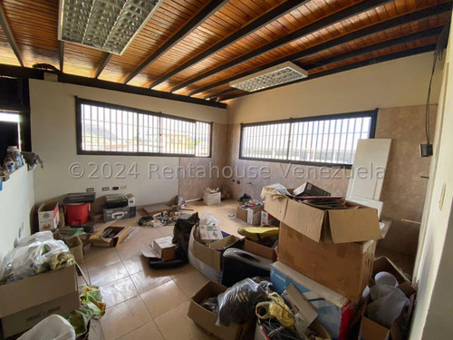 Alquiler Galpón En Zona Industrial I Con 2000 M2 De Terreno Barquisimeto ~~ Mehilyn Perez ~~