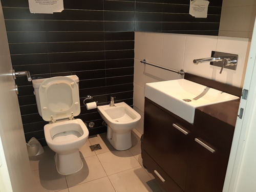 Imagen 10 de 12 de Venta Oficina 155 Mts. En Complejo De Canning