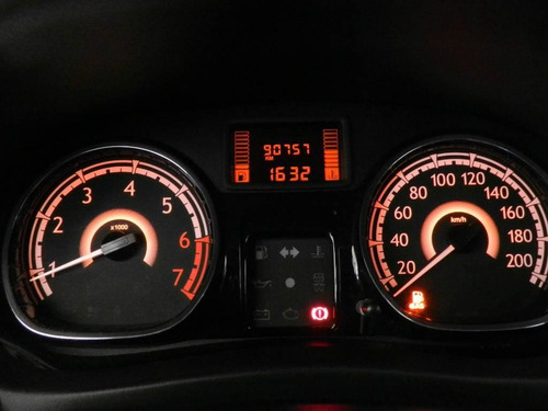 Renault Sandero Expression Hi-flex 1.6 8v 5p