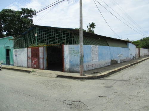 Imagen 2 de 12 de Local En Juangriego Listo Para Emprender Tu Propio Negocio