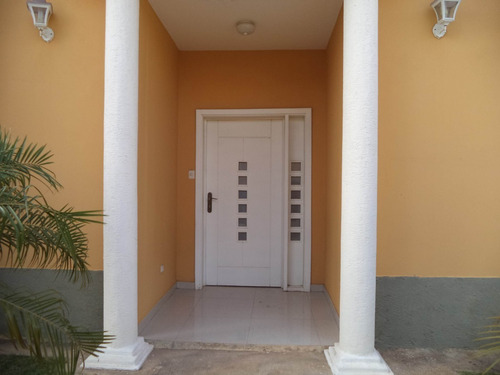 Imagen 1 de 27 de Casa En Conjunto Residencial Privado. 04120656408 Cod Mls 22-20993