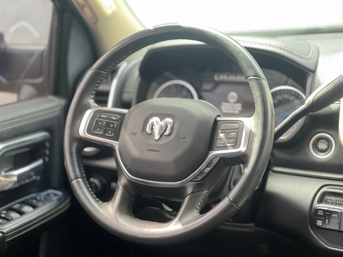 RAM Ram 3500 6.7 Laramie Cab. Dupla 4x4 Aut. 4p