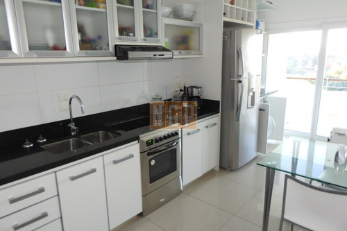 Duplex, Tiene Abajo 2 Dormitoiros Con 2 Baños, Arriba 1 Dormitorio Cn 1 Baño Y Otro Living - Ref: 5308