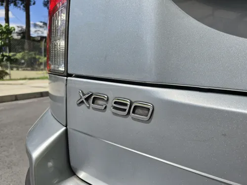Volvo XC90 2.4 D5