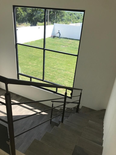 Imagen 16 de 28 de ¡¡¡aplicaaaa Tu Credito!!! Casa Con Alberca Y Amplio Jardín