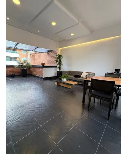 Venta Apartamento Laureles Tipo Penthouse Con Zonas Comunes