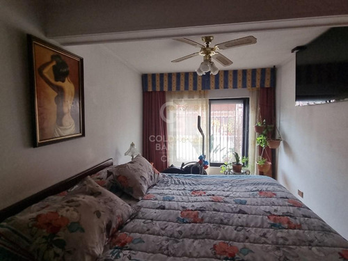 Remodelada, En Condominio Cerrado