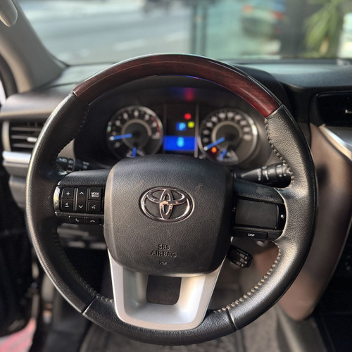 Toyota Hilux SW4 Hilux SW4 SR 4x2 2.7/ 2.7 Flex 16V Aut.