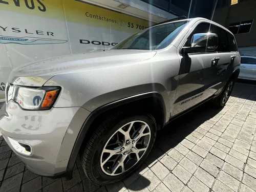 Jeep Grand Cherokee 5.7 V8 Limited Lujo 4x4 At