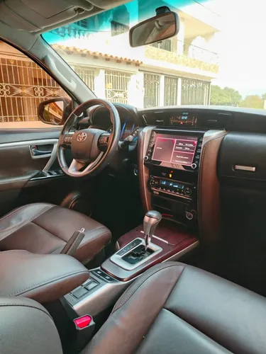 Toyota Fortuner Srv 2020