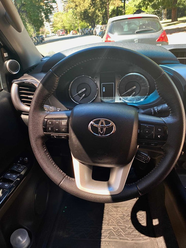 Imagen 21 de 25 de Toyota Hilux 2021 2.8 Cd Srx 177cv 4x4 At