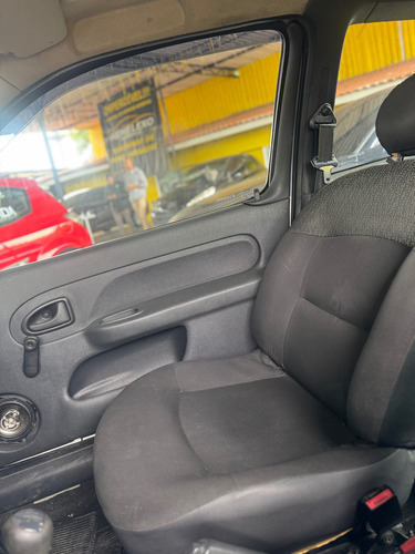 Renault Clio 1.0 16v Authentique Hi-power 3p