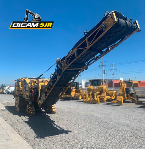 Imagen 4 de 10 de Perfiladora Marca Caterpillar Modelo Pm200 Año 2011