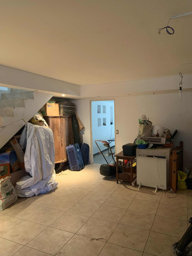 Casa Muy Amplia De 4 Hab. A Reformar En Olivos