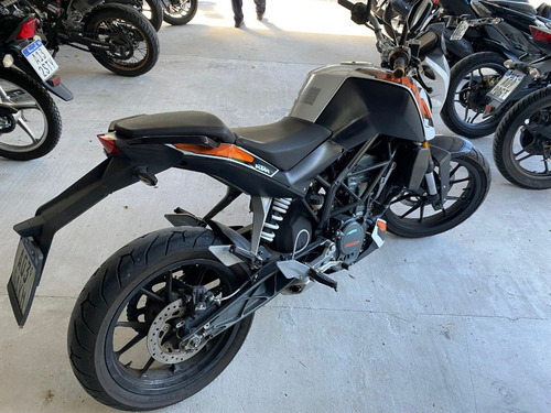 Imagen 2 de 4 de Ktm Duke 200
