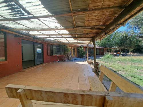 Casa Para Uso Mixto Con Acceso Caletera A 5m De Av Chicureo.