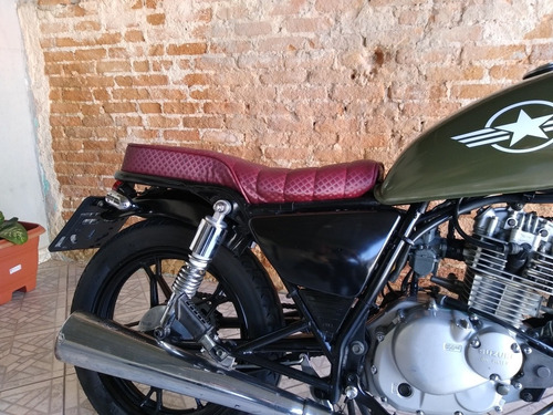 Suzuki Intruder 125