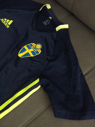 Camisa Oficial Da adidas Da Seleção Da Suécia Treino Adizero