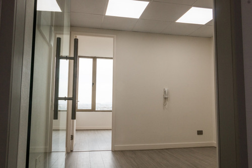 Oficina Como Nueva 3 Privados 2 Baños Plaza Maipú Piso 9