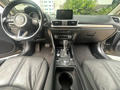 Mazda 3 2.0 Touring At