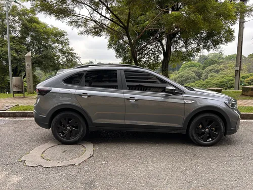 Volkswagen Nivus 1.0t Highline At