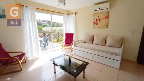 Casa En Piriápolis (portales) - Ref. 4581