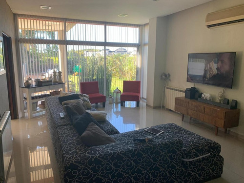Imagen 8 de 28 de Casa En Venta En Los Ombues
