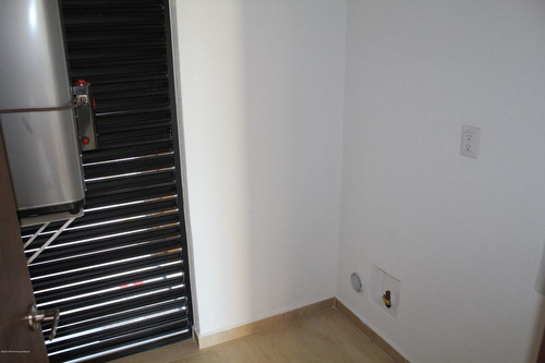 Imagen 8 de 13 de Lomas De Juriquilla Casa En Renta De 3 Recamaras Con Jardin