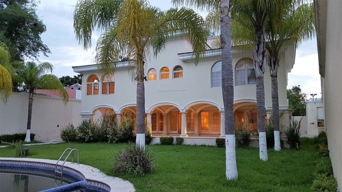 Casas De Lujo En Colinas De San Javier Guadalajara