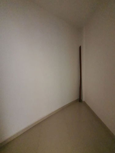Elena Hidalgo Vende Apartamento En Res. Chelsea Court Obra Blanca Torre West, (solo Clientes)