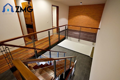 Imagen 29 de 30 de Casa De Lujo Nueva En Punto Sur 1 Frente A Parque Privado