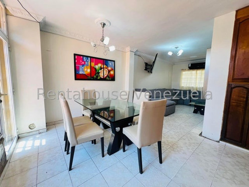 Estefani Salon Vende Casa En Bararida-lara-25-6025/