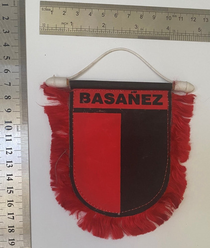 Banderín Basañez, Uruguay 11 Cm Largo Tela, B10