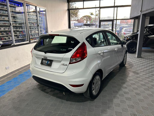 Ford Fiesta Kinetic Design 1.6 S 120cv 2015