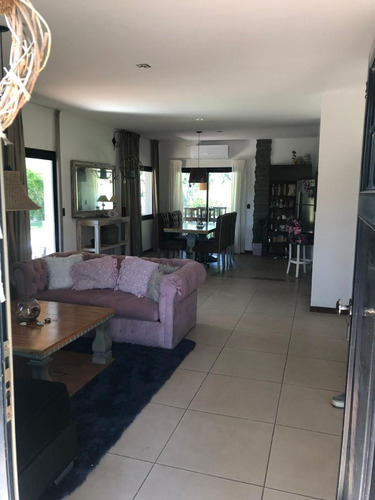 Casa En Venta En Canning Barrio Malibu