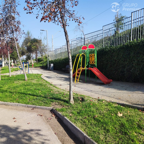 Casa En Venta De 3d 2b Y 1e En Puente Alto