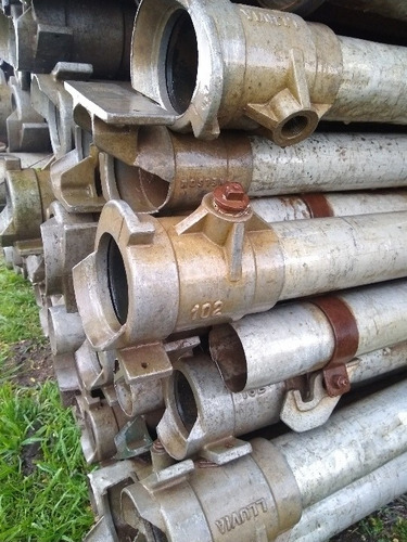 Imagen 3 de 4 de Caños Riego De Aluminio 6 Mts. De Largo