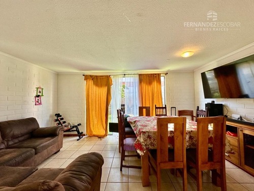 San Felipe - Vende Casa De Dos Pisos 3d 2b 1e- Cond La Troya