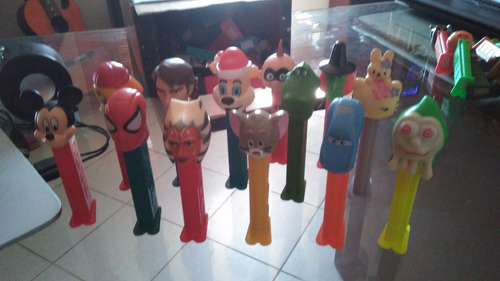 Pez Disney Star Wars Looney Tunes Snoopy